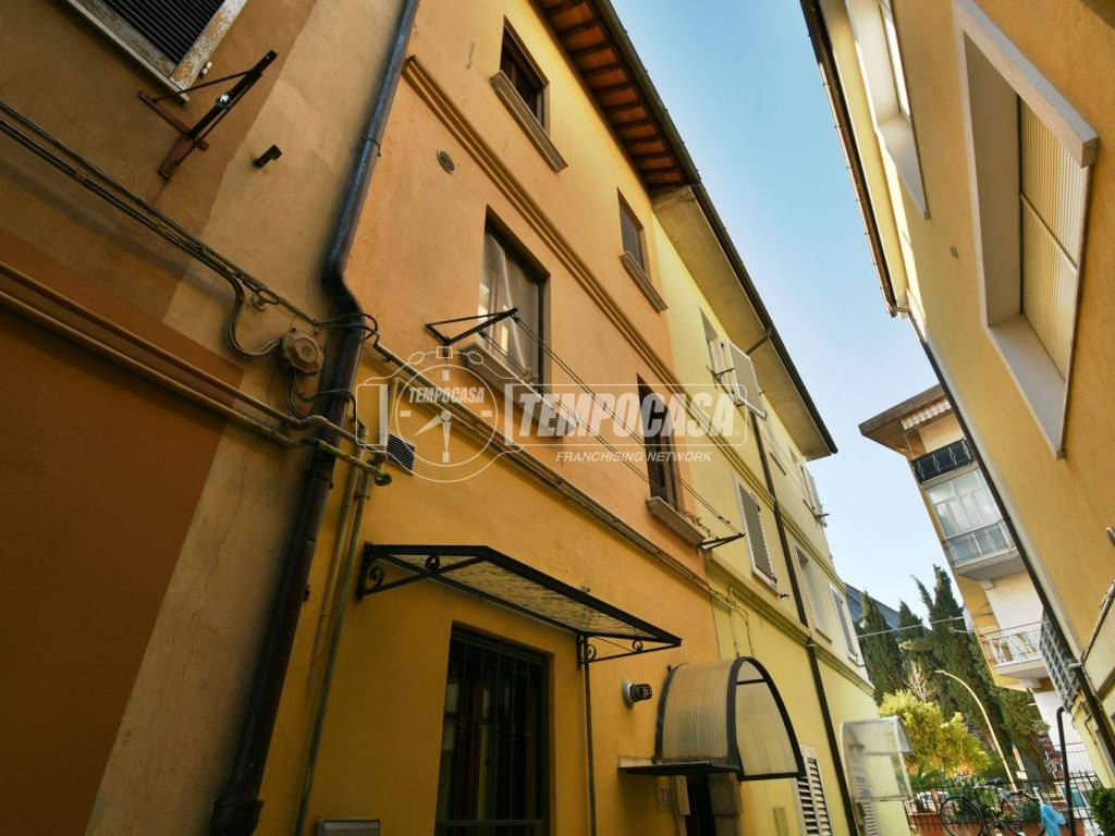 Casa indipendente a Ascoli piceno in Via Santi Filippo e Giacomo - Foto 2