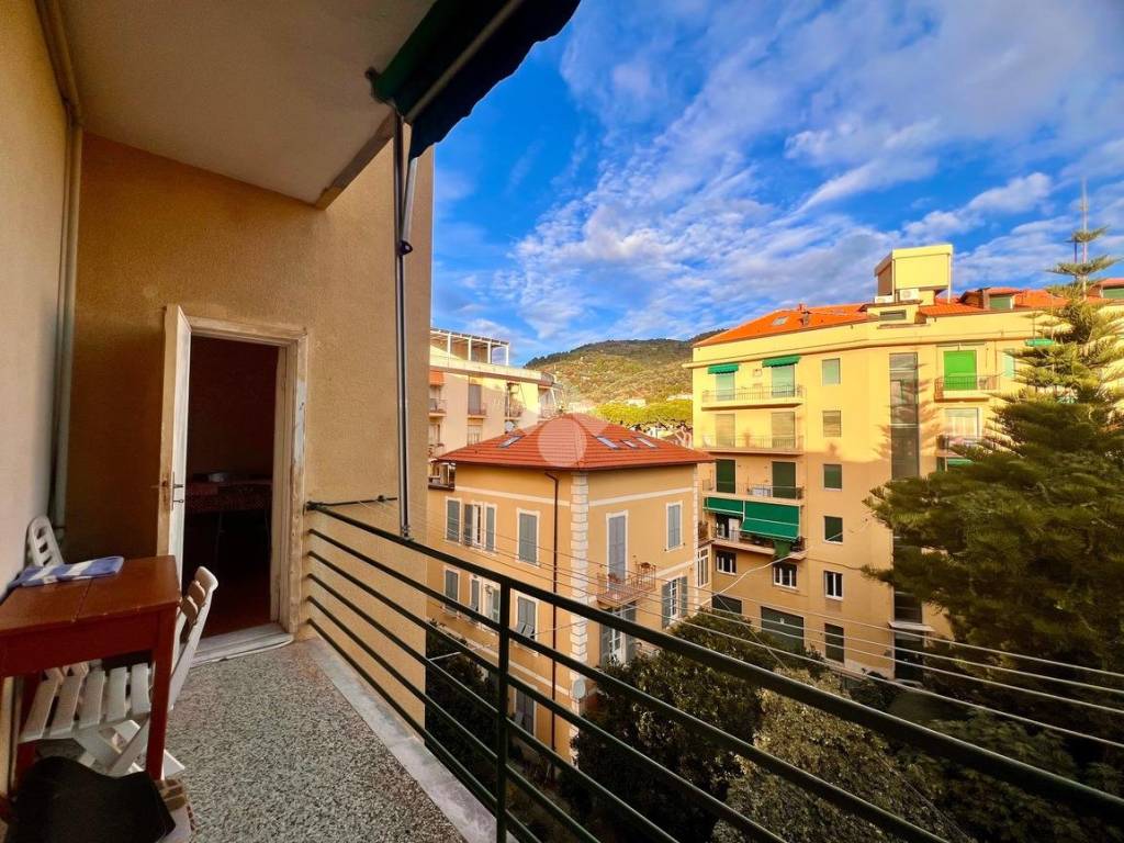 Appartamento a Finale ligure in Via Santuario, 13 - Foto 2