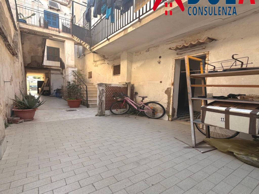 Appartamento a Castel volturno in Via Domitiana - Foto 2