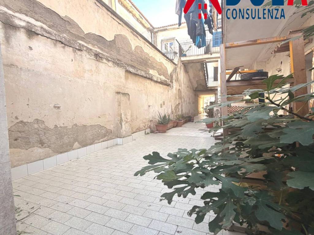Appartamento a Castel volturno in Via Domitiana - Foto 3