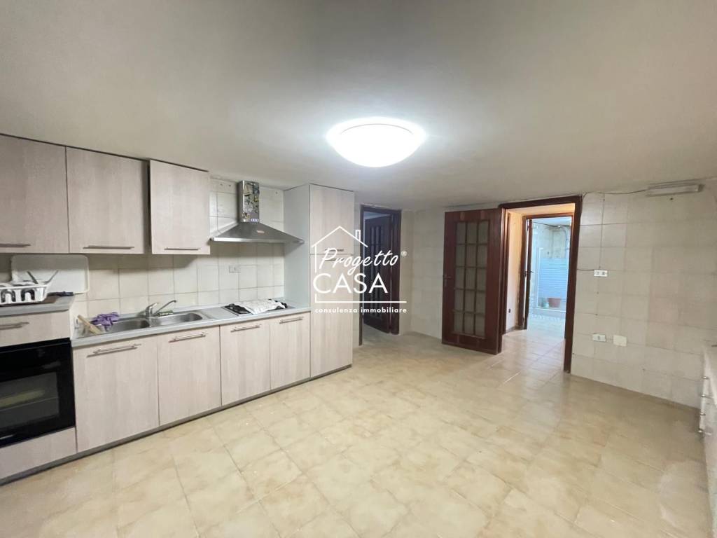 Appartamento a Castel volturno in Viale Giacinto Diano, 113 - Foto 2