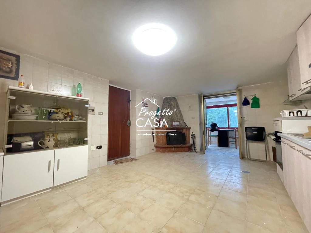 Appartamento a Castel volturno in Viale Giacinto Diano, 113 - Foto 4
