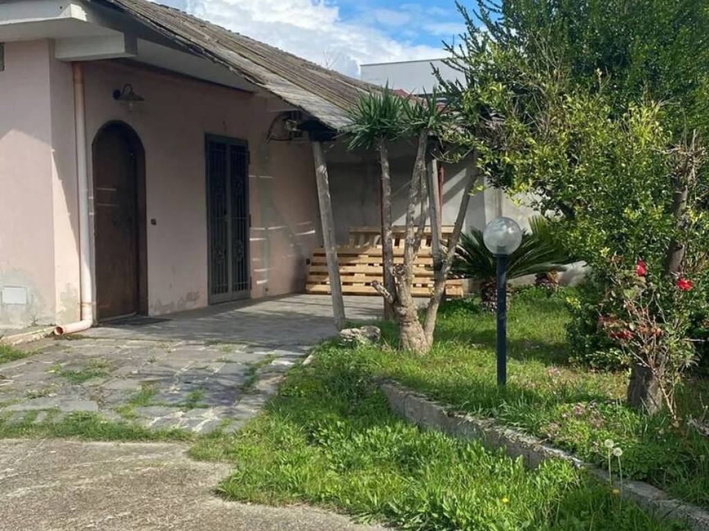 Appartamento a Quarto in Via Crocillo No Number - Foto 2