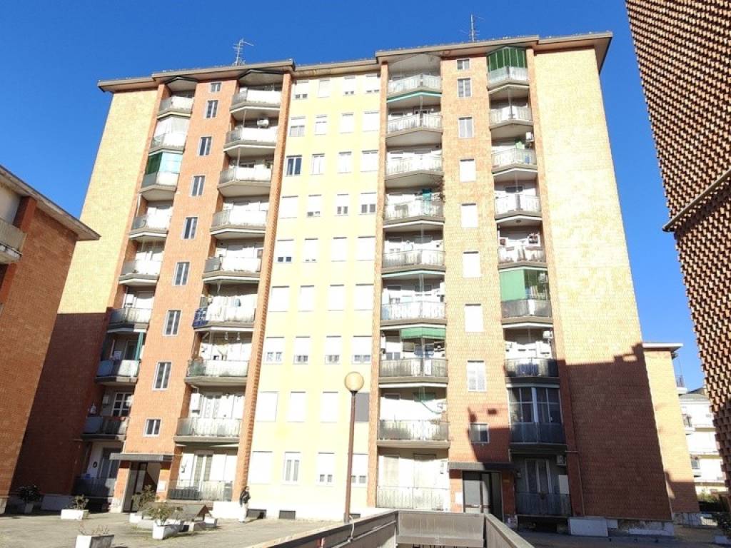 Appartamento a Novara in Via Pellegrino Pellegrini, 18 - Foto 2