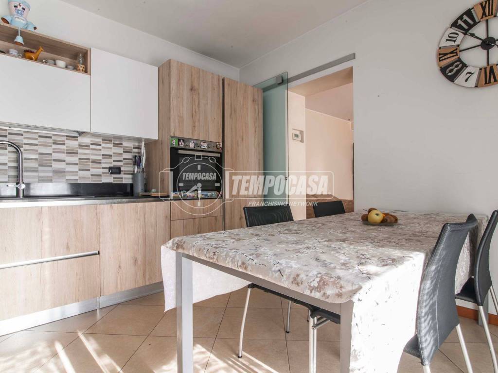 Appartamento a Marnate in Via Vercelli 57 - Foto 3