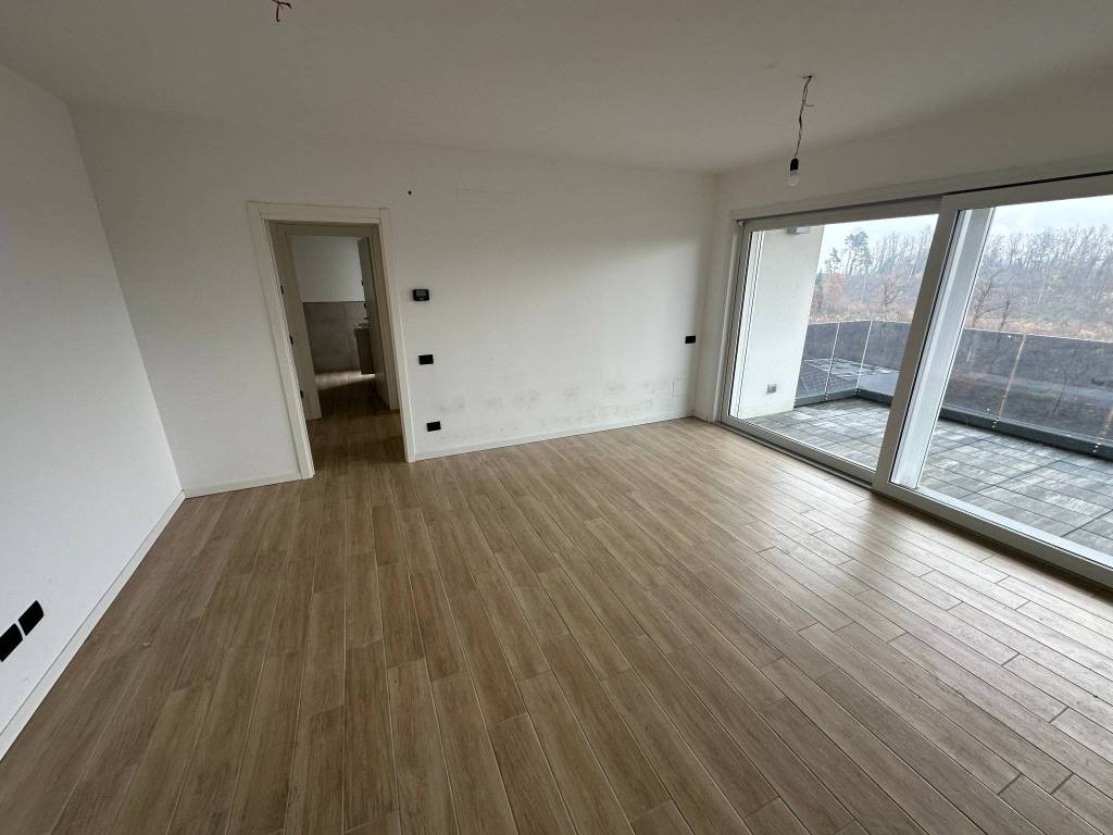 Appartamento a Montano lucino in Via Giuseppe Garibaldi - Foto 4
