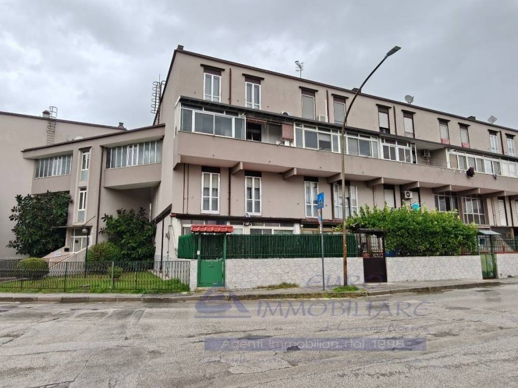 Appartamento a Maddaloni in Via Matilde Serao, 221 - Foto 2