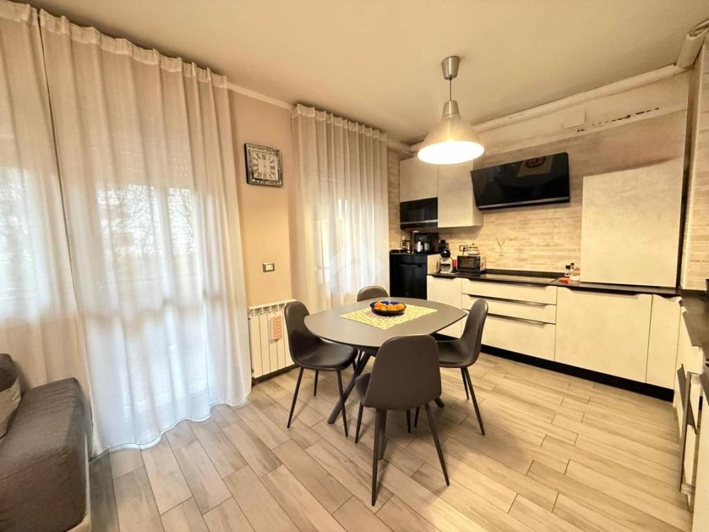 Appartamento a Collegno in Viale Partigiani, 15 - Foto 3
