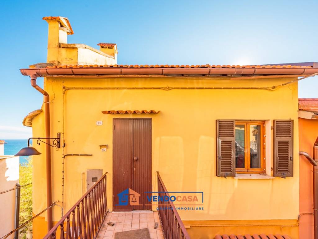 Appartamento a Bergeggi in Via Ademaro De Mari, 10 - Foto 3