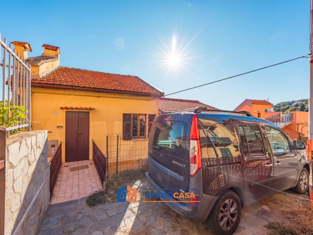 Appartamento a Bergeggi in Via Ademaro De Mari, 10 - Foto 4
