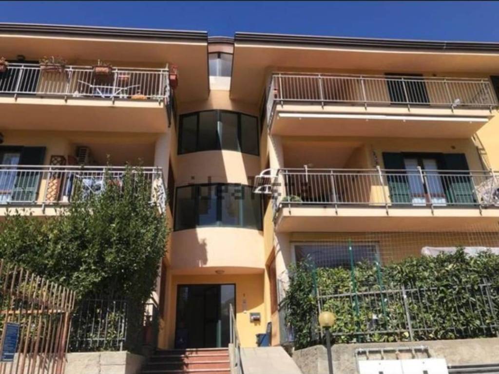 Appartamento a Mendicino in via anna magnani - Foto 3