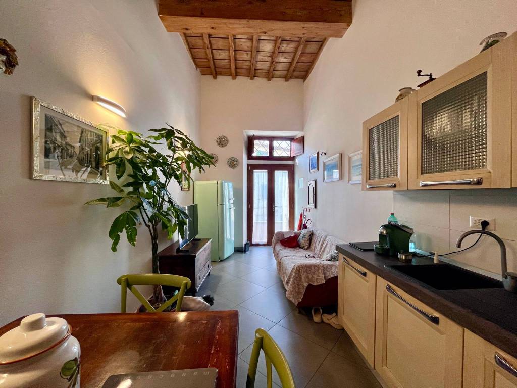 Appartamento a Calenzano in Via Arrighetto da Settimello - Foto 5