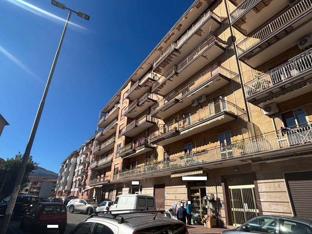 Appartamento a Avellino in Via Giuseppe Di Vittorio, 32 - Foto 4