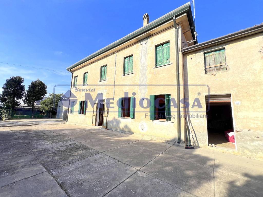 Villa a Rovigo in Piazza San Benedetto - Foto 3