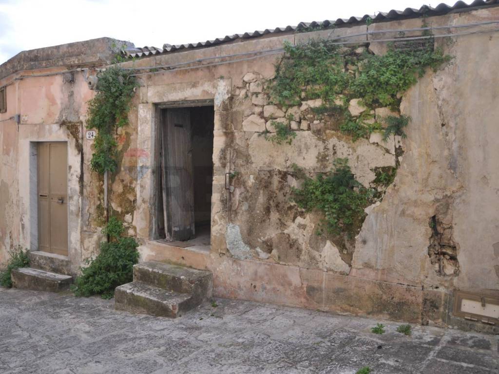 Casa indipendente a Ragusa in via aquila sveva, 22 - Foto 3