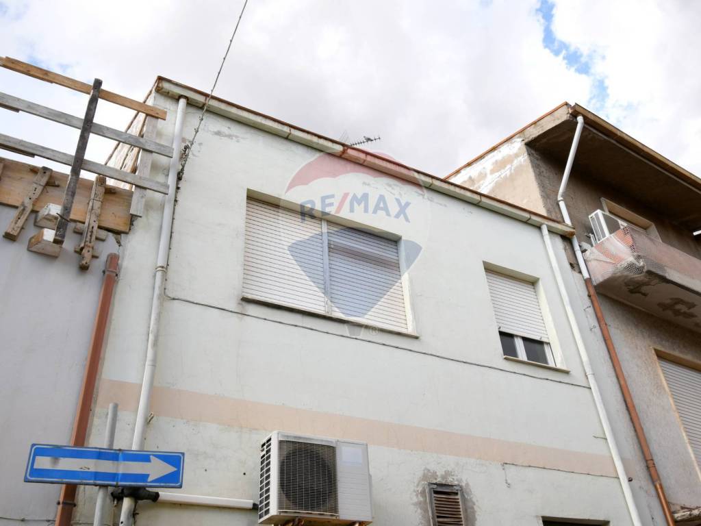 Casa indipendente a Domusnovas in Vico Crispi, 9 - Foto 2