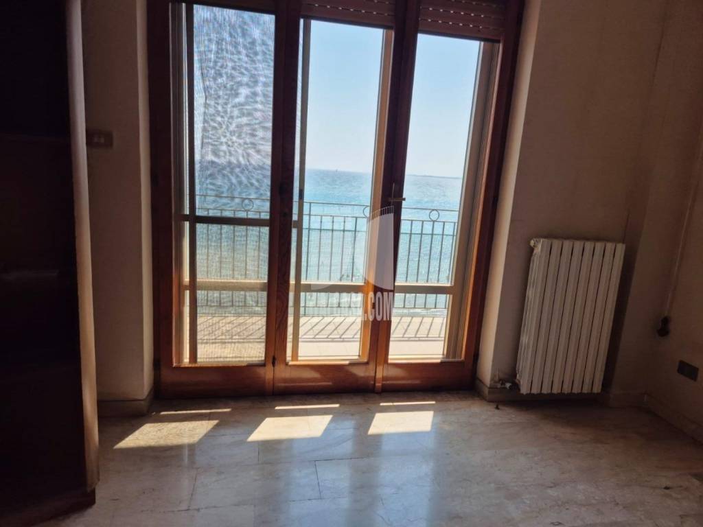 Appartamento a Crotone in viale gramsci - Foto 5