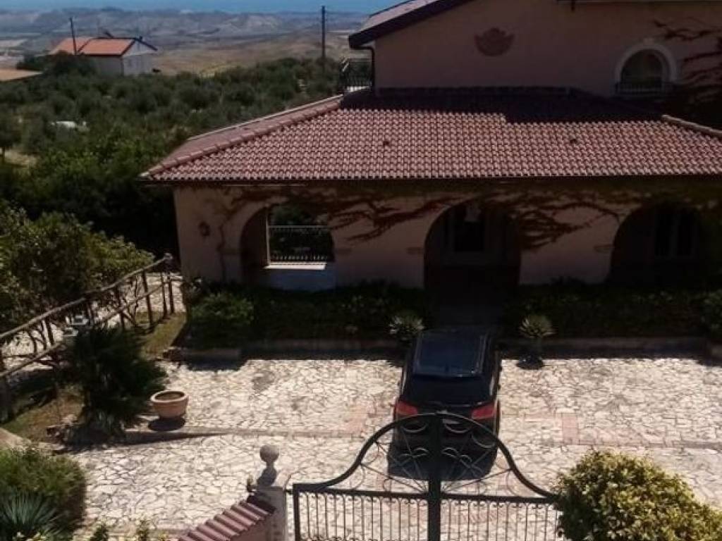 Villa a Cropani in Via Calabria - Foto 2