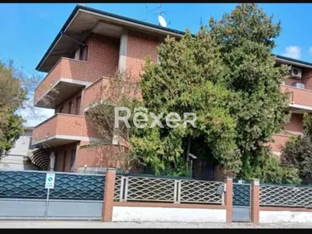 Villa a Ferrara in Via Pietro Mascagni - Foto 2