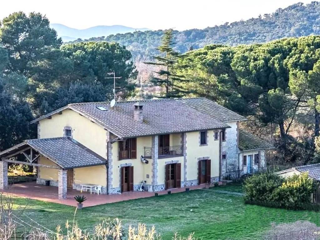 Villa a Grosseto in ROSELLE ZONA IL TERZO DI ROSELLE - Foto 2