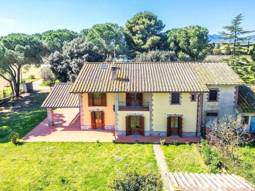 Villa a Grosseto in ROSELLE ZONA IL TERZO DI ROSELLE - Foto 3