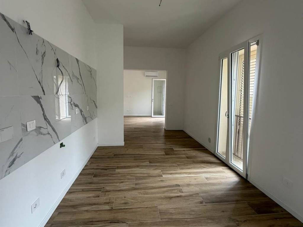 Appartamento a Campi bisenzio in , - Foto 2