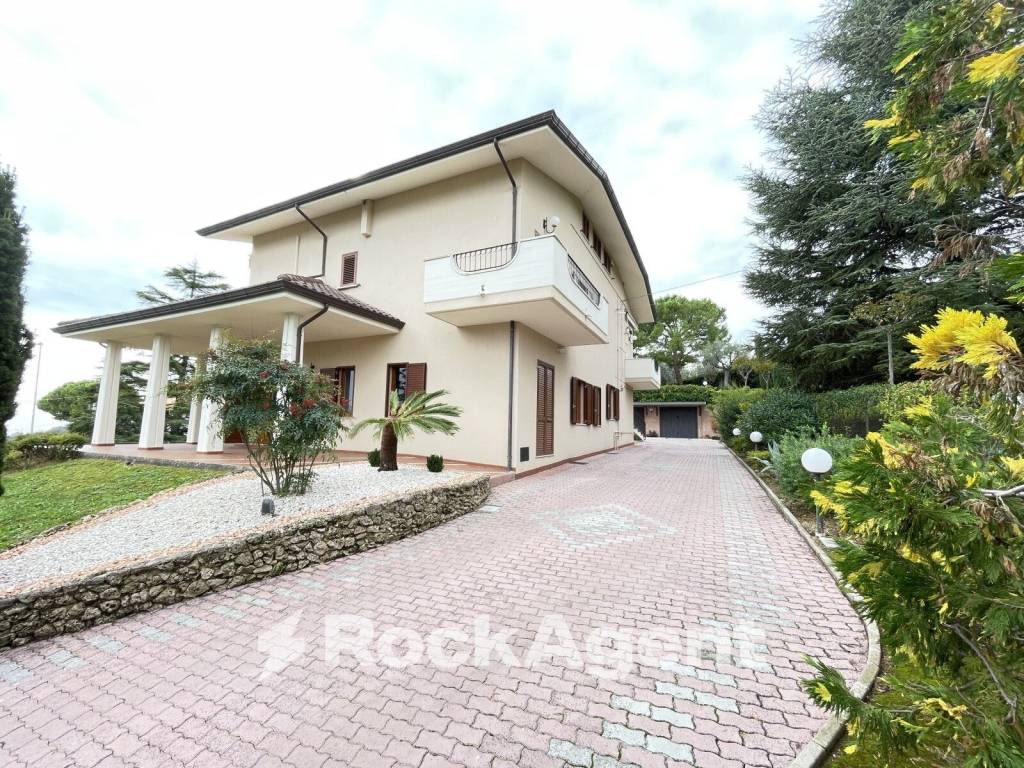 Villa a Tortoreto in VIA FONTANELLE 11 - Foto 4