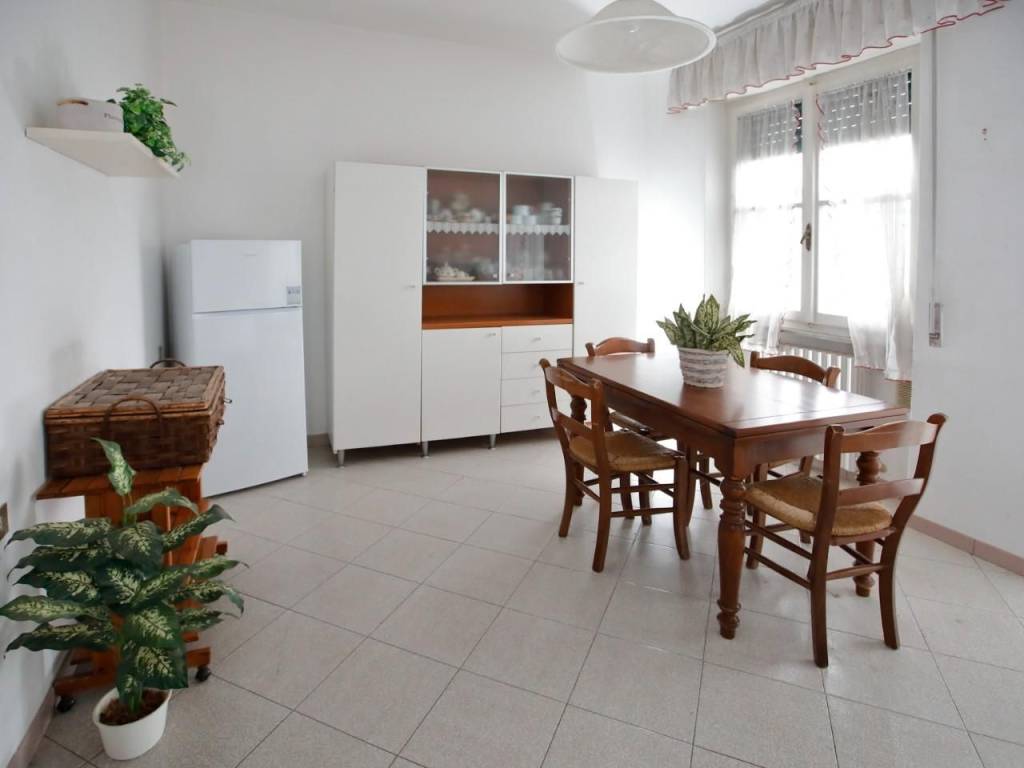 Appartamento a Collesalvetti in Via C. B. Cavour - Foto 4