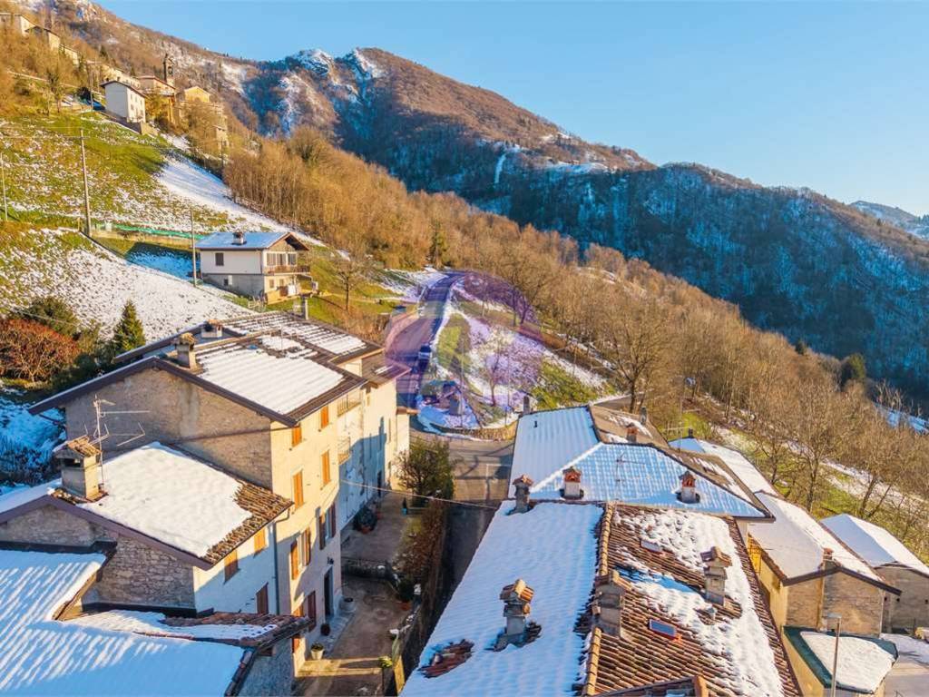 Appartamento a Costa serina in via Tassone - Foto 2