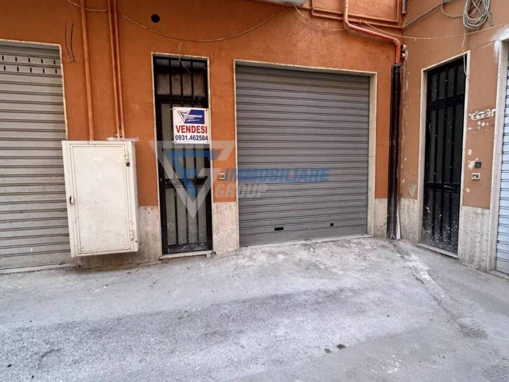 Box / garage a Siracusa in VIA MODICA - Foto 5