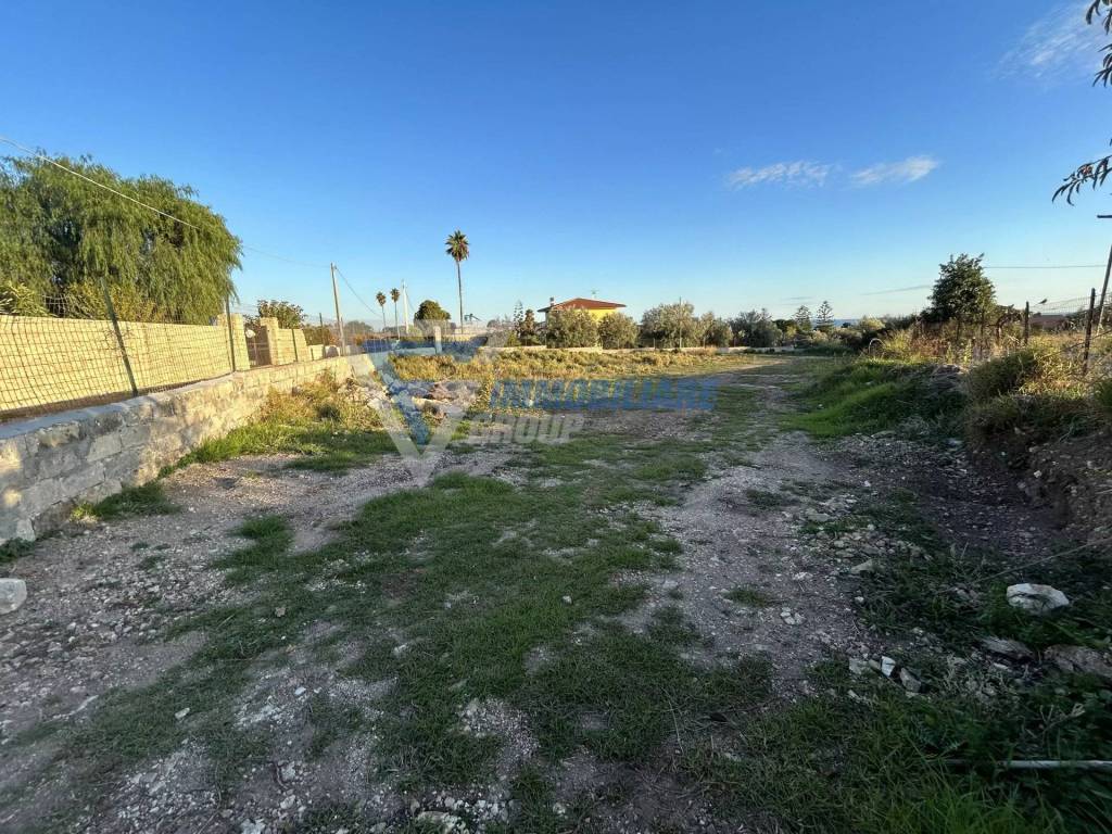 Terreno a Siracusa in VIA DELLE NEREIDI - Foto 2