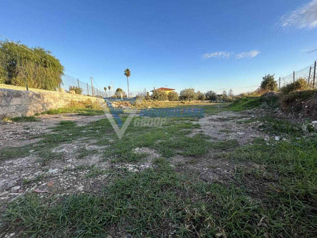 Terreno a Siracusa in VIA DELLE NEREIDI - Foto 3