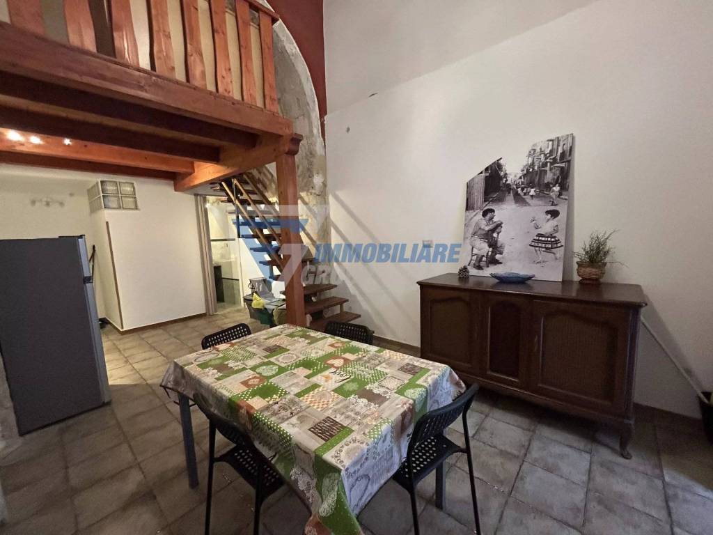 Palazzo / stabile a Siracusa in Via S.Maria dei Miracoli - Foto 2