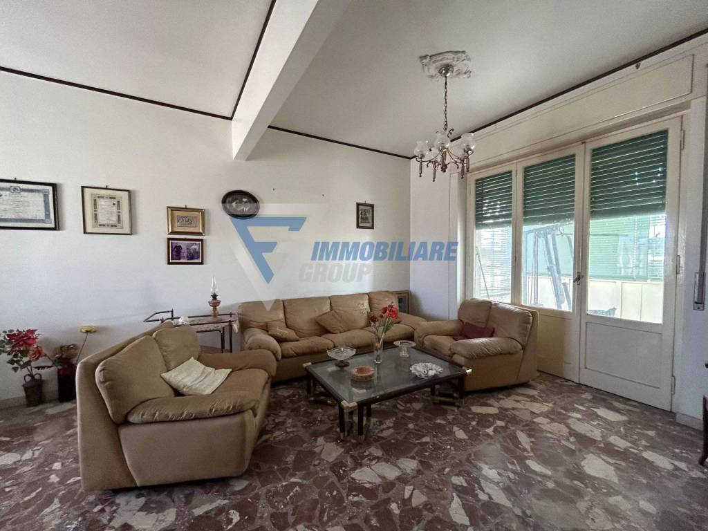 Appartamento a Priolo gargallo in Via Mostringiano - Foto 2