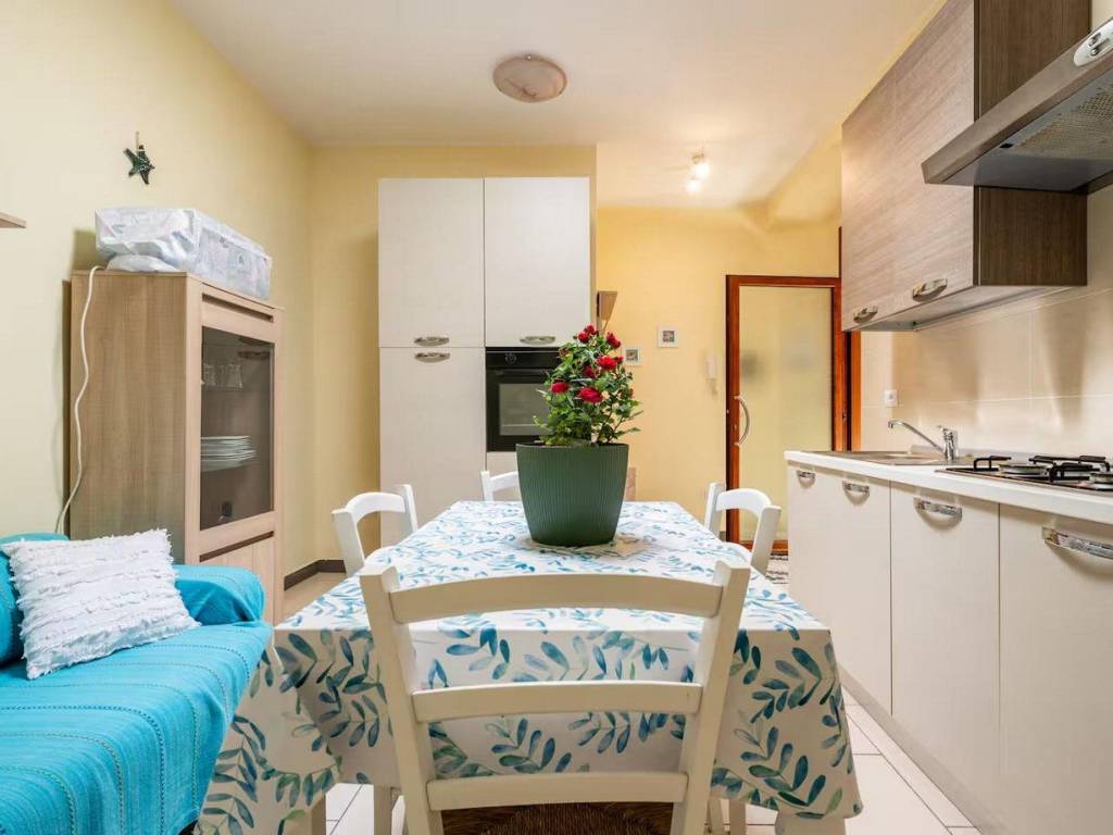 Appartamento a Villasimius in Piazza Generale Incani, 4 - Foto 4