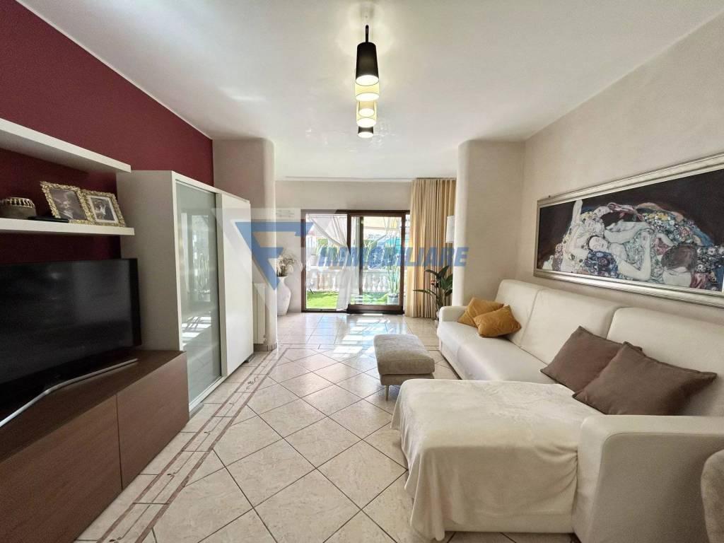 Appartamento a Siracusa in Villaggio Miano - Foto 3