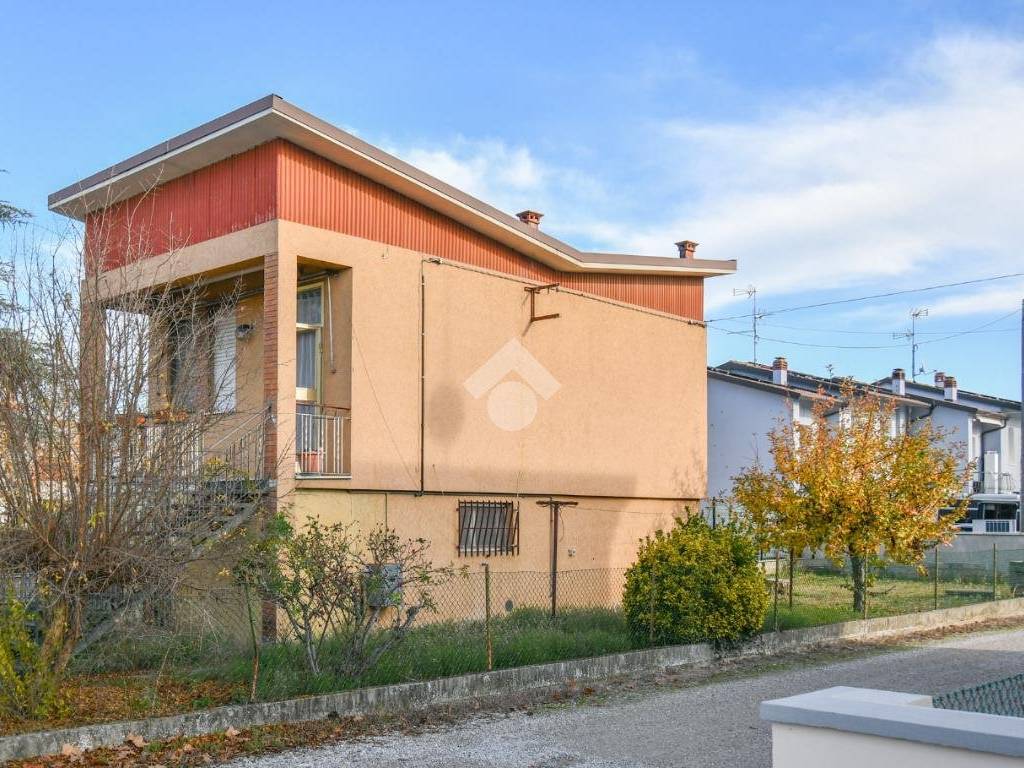 Casa indipendente a Poggio renatico in Via Chiesa Vecchia, 3 - Foto 3