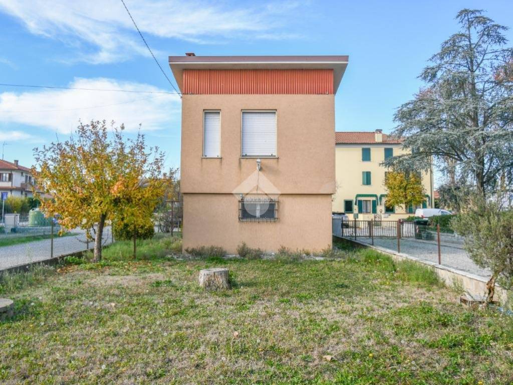 Casa indipendente a Poggio renatico in Via Chiesa Vecchia, 3 - Foto 4