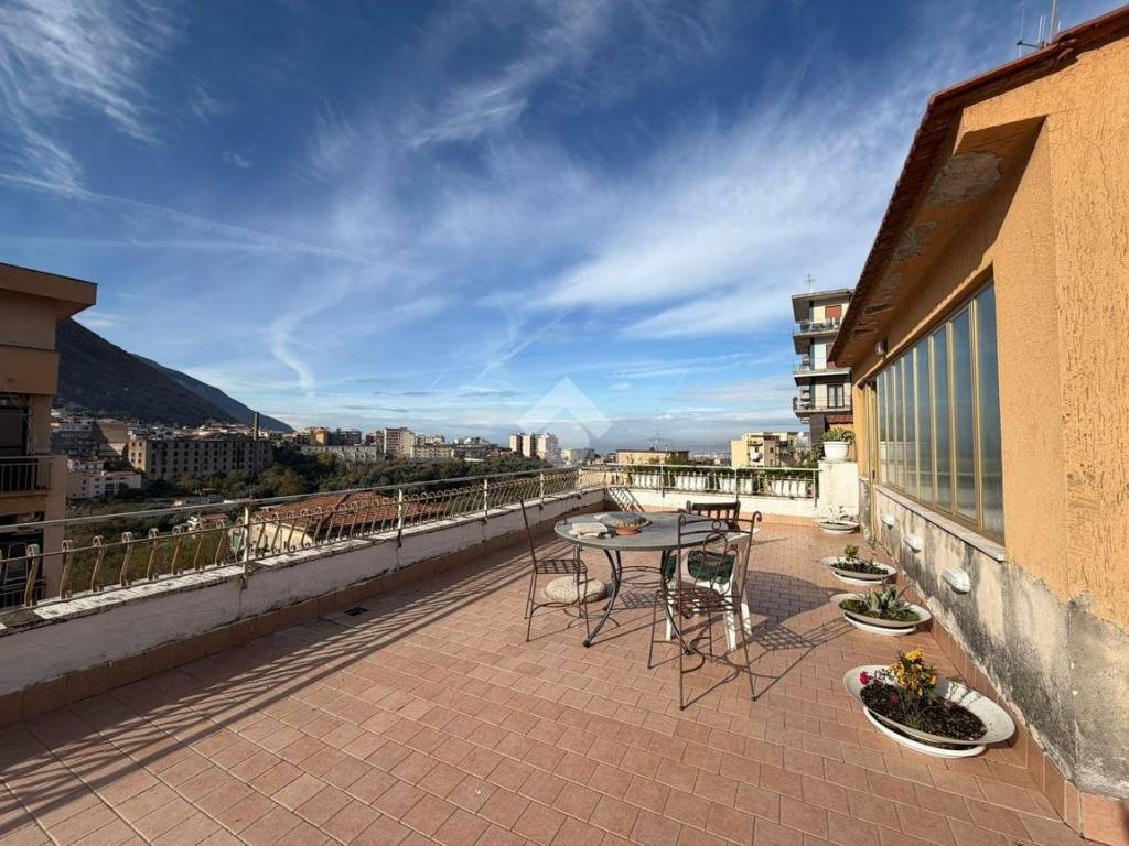 Appartamento a Gragnano in Via Vittorio Veneto, 94 - Foto 2