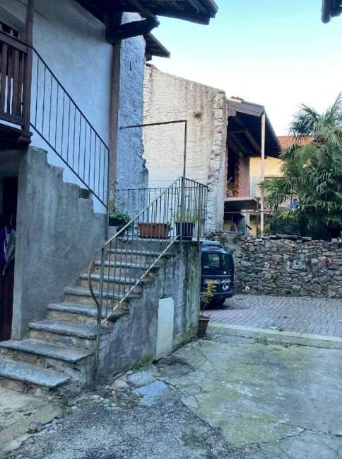 Casa indipendente a Besano in Via G. Marconi - Foto 2