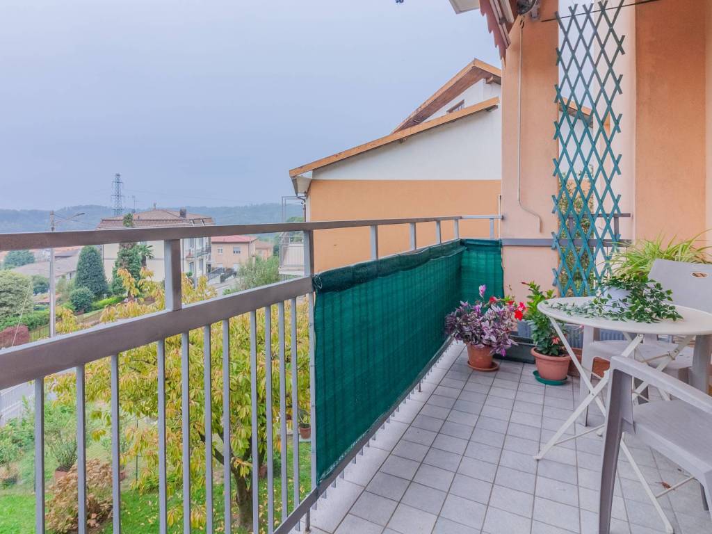 Appartamento a Cucciago in via leopardi, 6 - Foto 4