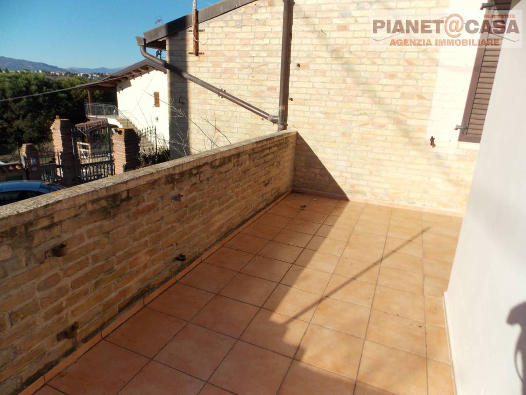 Casa indipendente a Colli del tronto in Via Vallicella - Foto 4