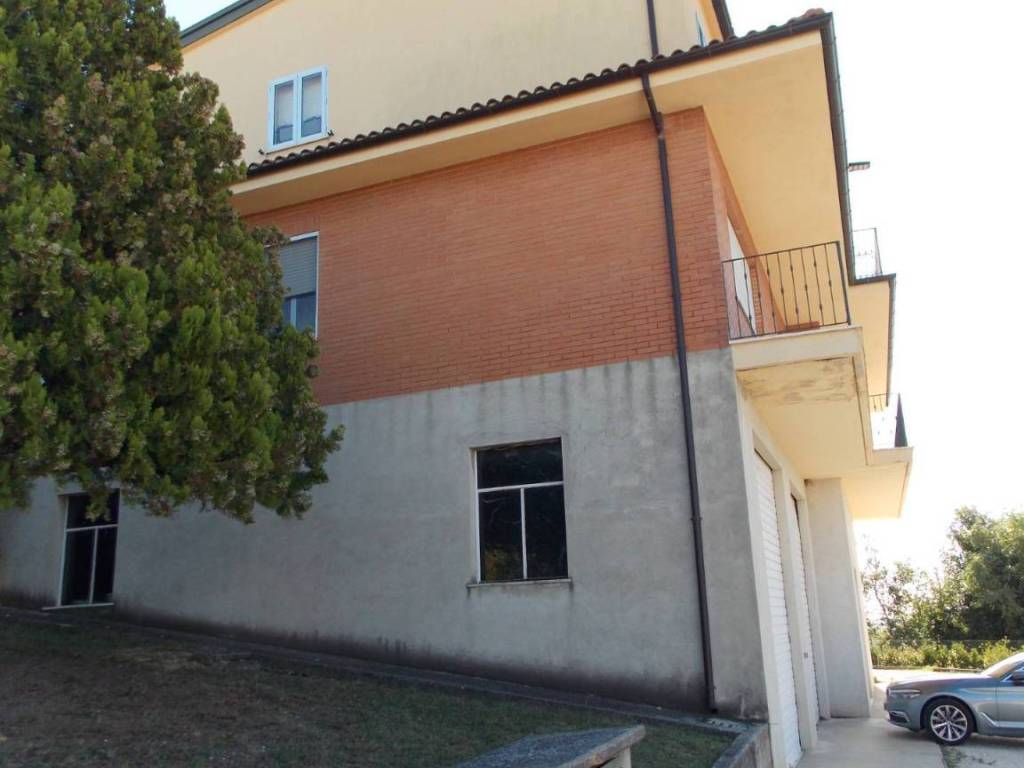 Casa indipendente a Monte vidon combatte in Strada Provinciale 56 - Foto 4