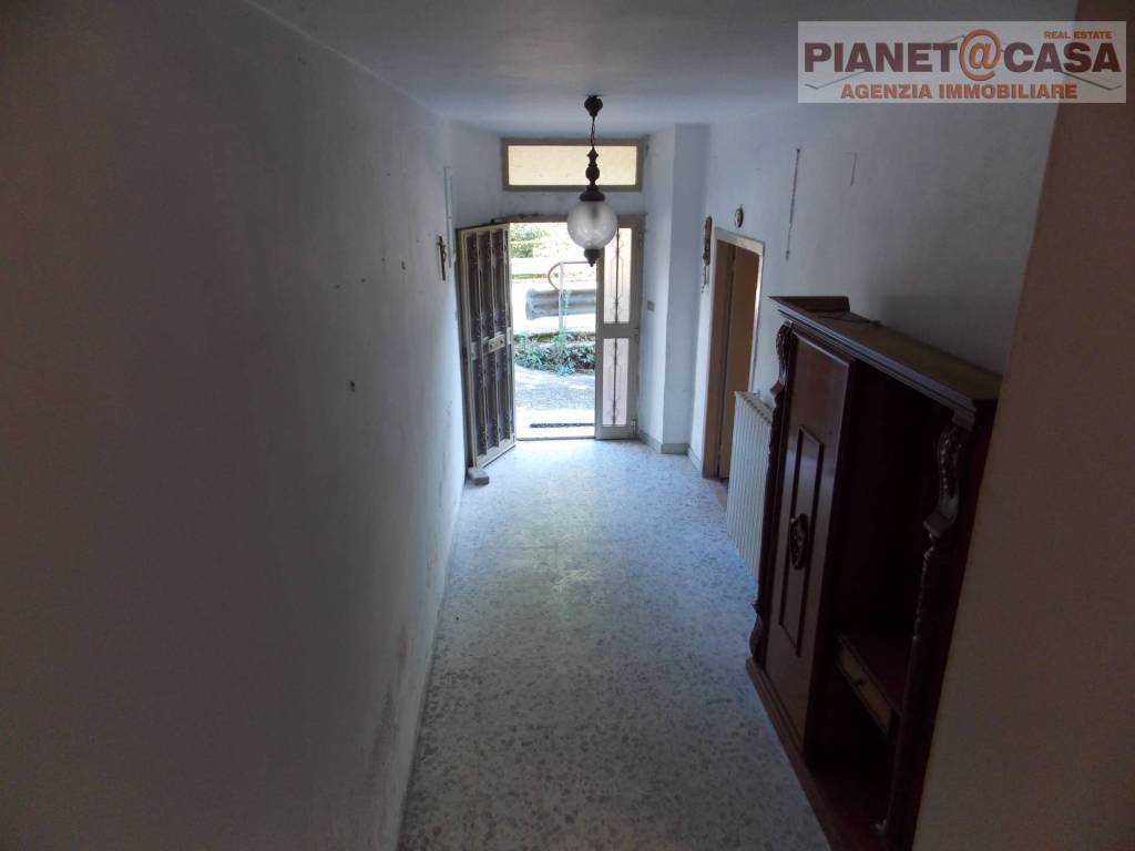 Casa indipendente a Ascoli piceno in Frazione Ponte di Pedana, 47 - Foto 2