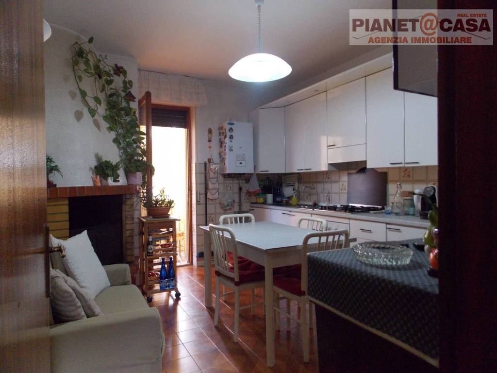 Appartamento a Appignano del tronto in Via Potenza - Foto 5