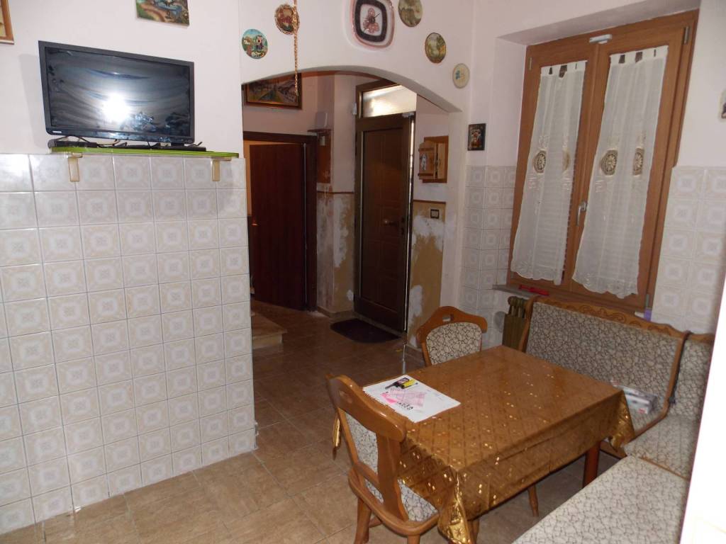 Casa indipendente a Colli del tronto in Via Dante Alighieri, 1 - Foto 3