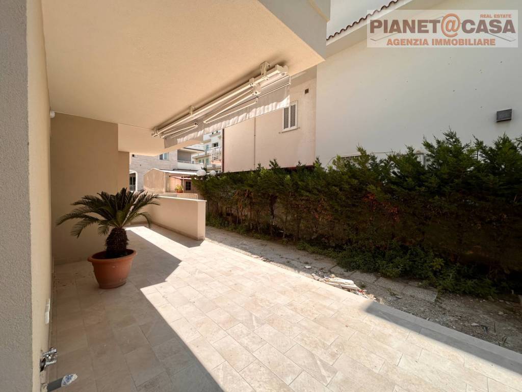 Appartamento a Alba adriatica in via Giuseppe Mazzini - Foto 2