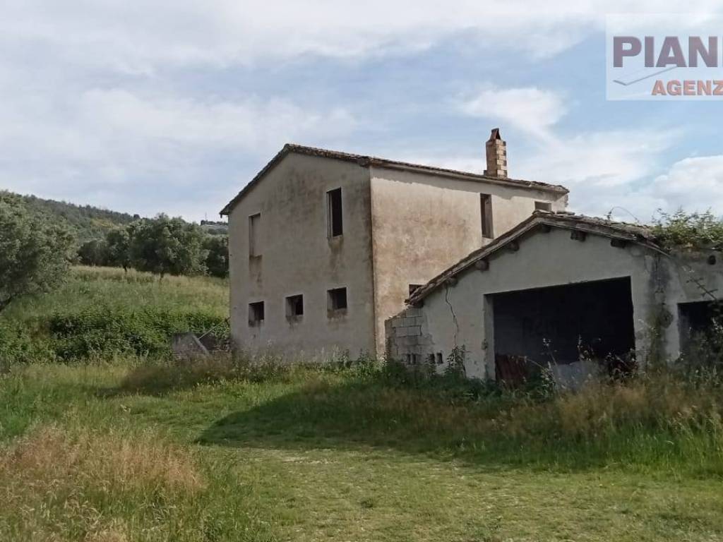 Casa indipendente a Controguerra in Via Piane Tronto - Foto 3