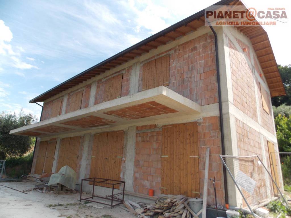 Casa indipendente a Colli del tronto in Via delle Vivare - Foto 3