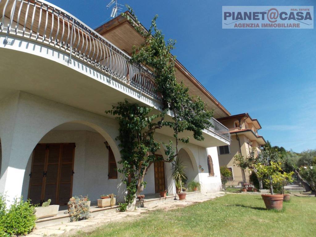 Casa indipendente a Spinetoli in Via Palazzi - Foto 4
